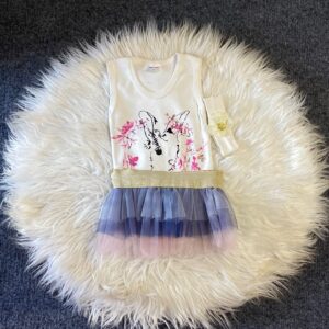 White pin under and coloured Skirt