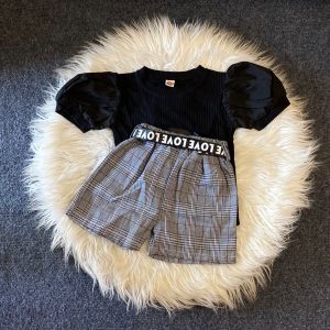 Girl short trouser with top set