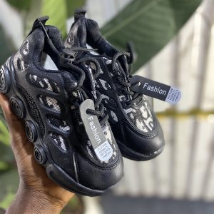 Dior sneakers