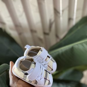 Pre walker shoe